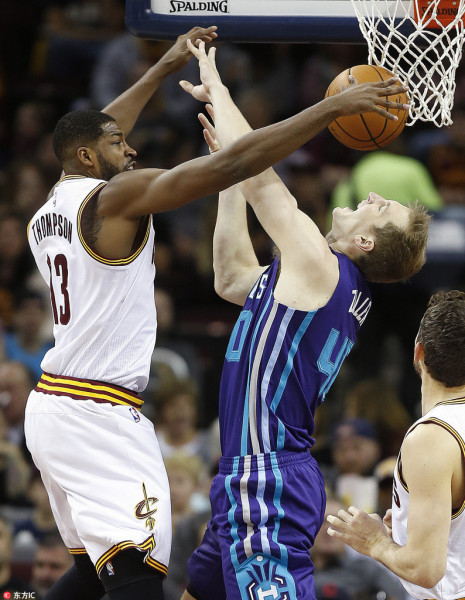 爱游戏登录-马塞尔主场强力击败对手，连结两连胜