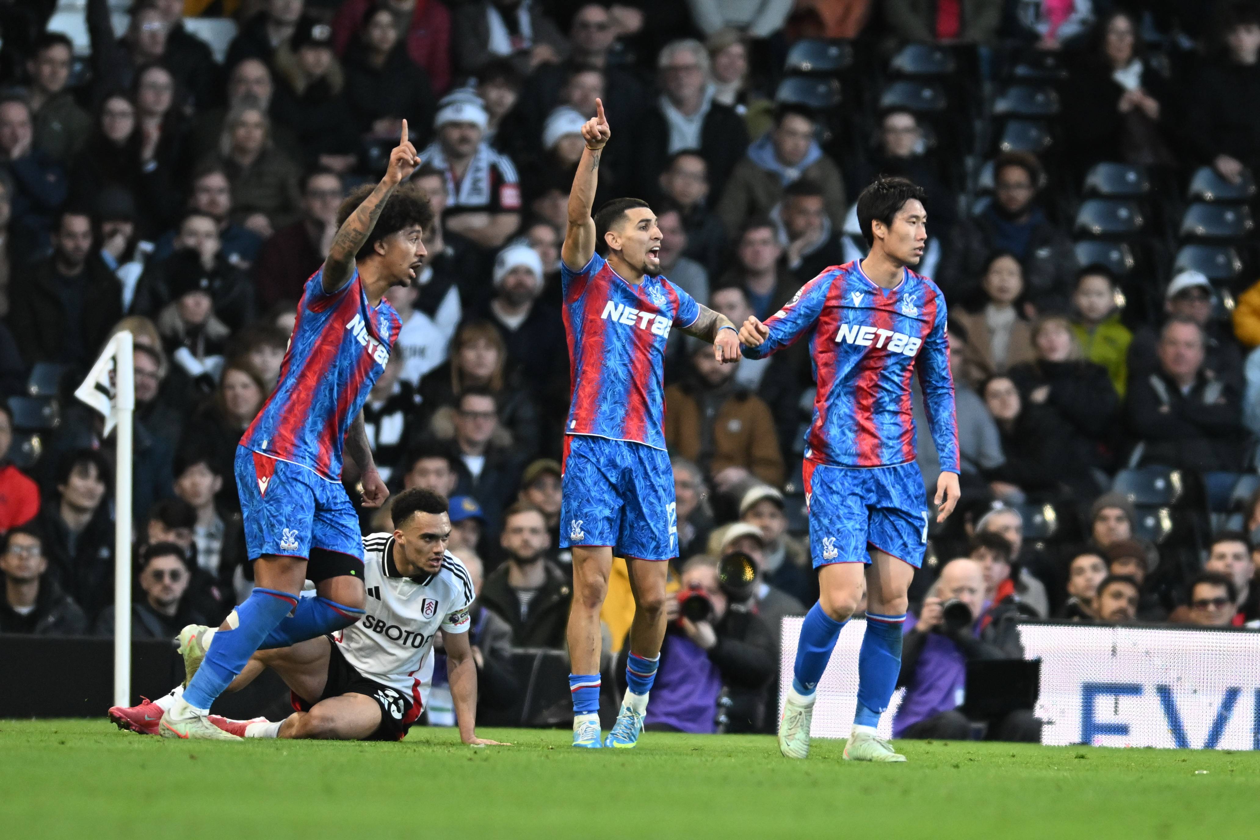 爱游戏官方-关于狼队客场大胜水晶宫，欧冠席位争夺激烈的信息