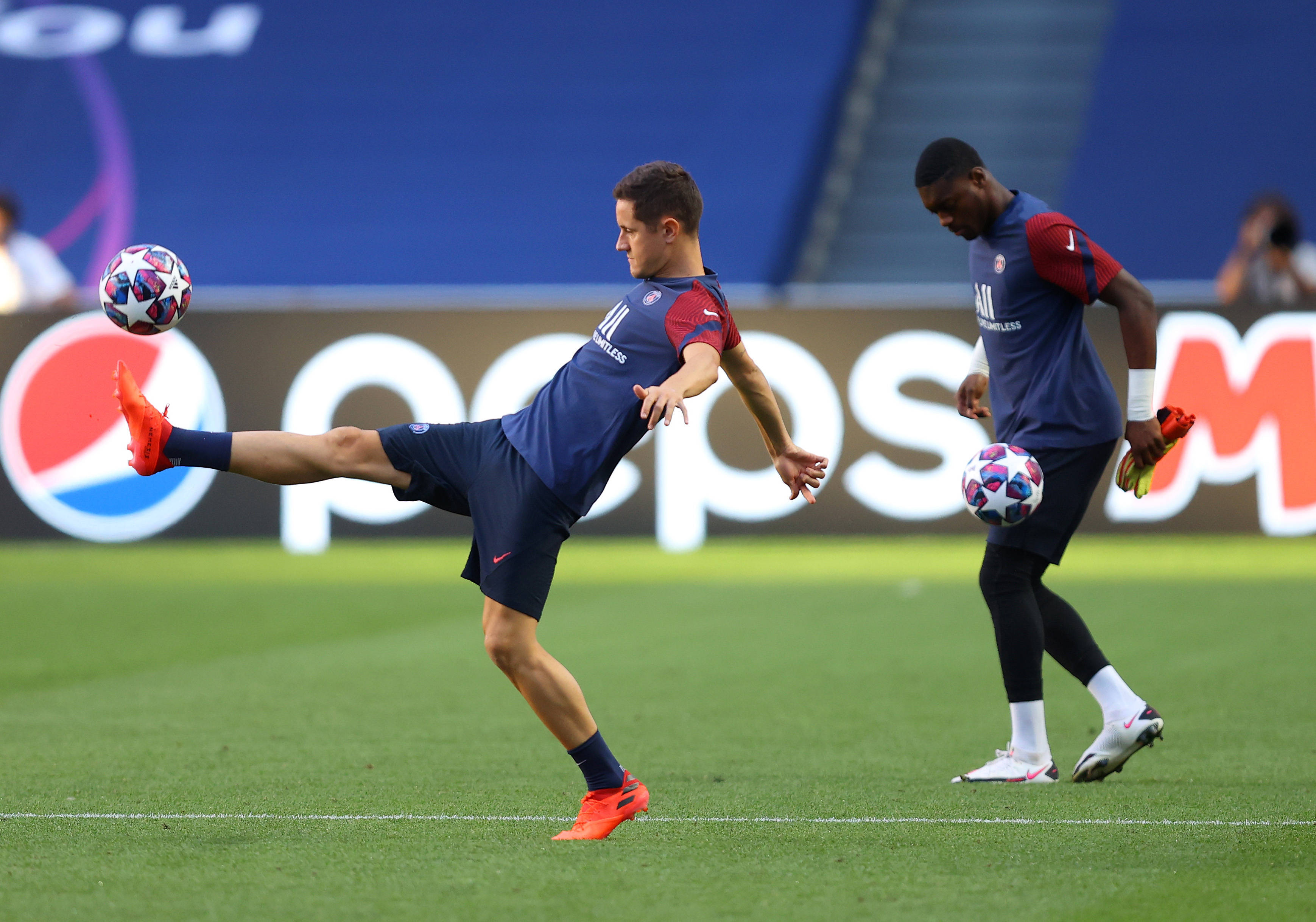 巴黎圣日耳曼将和雷恩进行激烈比拼的简单介绍 巴黎圣日耳曼将和雷恩进行激烈比拼的简单介绍