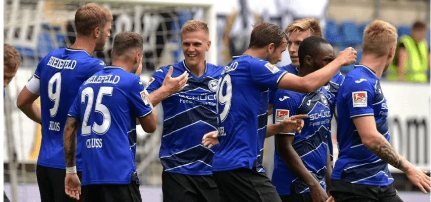 爱游戏课程-柏林赫塔球员擎起胜利重担，闯入德甲巅峰