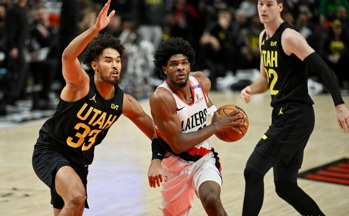 开拓者主场失利国王,球队士气暂时受挫的简单介绍 开拓者主场失利国王,球队士气暂时受挫的简单介绍