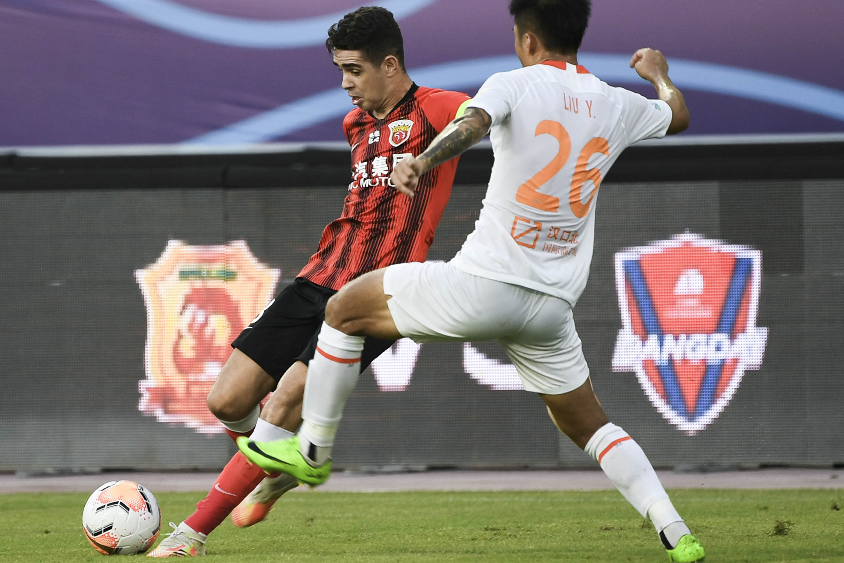 爱游戏网页版-上海上港客场大胜武汉卓尔，演绎绝地反击的简单介绍