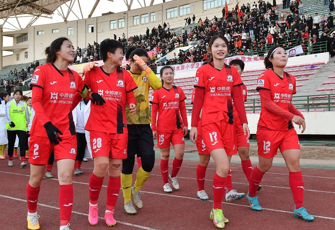 爱游戏在线登录-战术调整成效显著！中国女足取得连胜积极备战