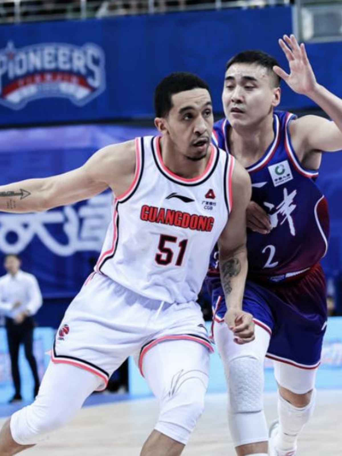 爱游戏官网登录网址-新疆伊力特外援状态回升，带领球队取得胜利