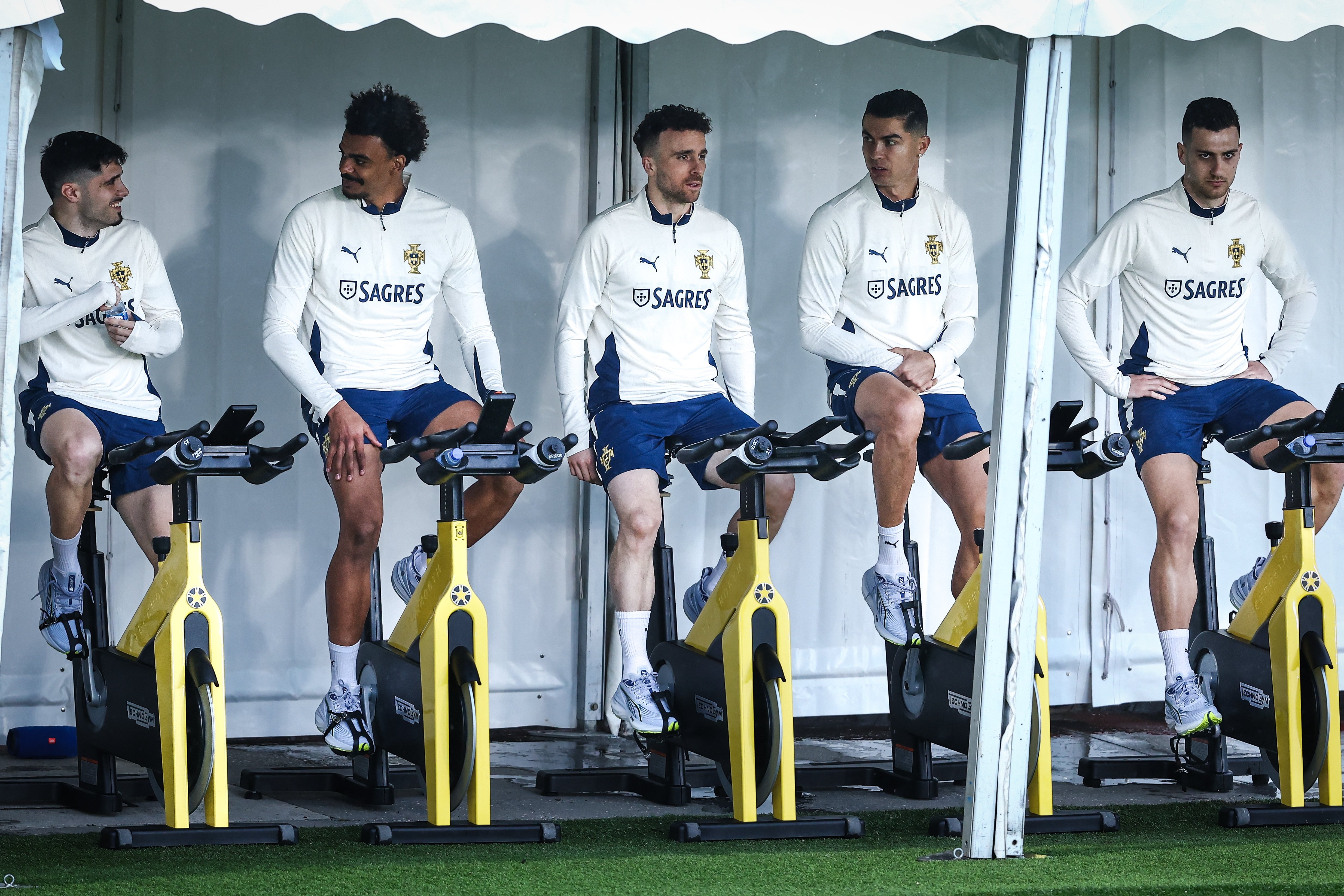 欧国联比赛中球队备战状态良好 欧国联比赛中球队备战状态良好