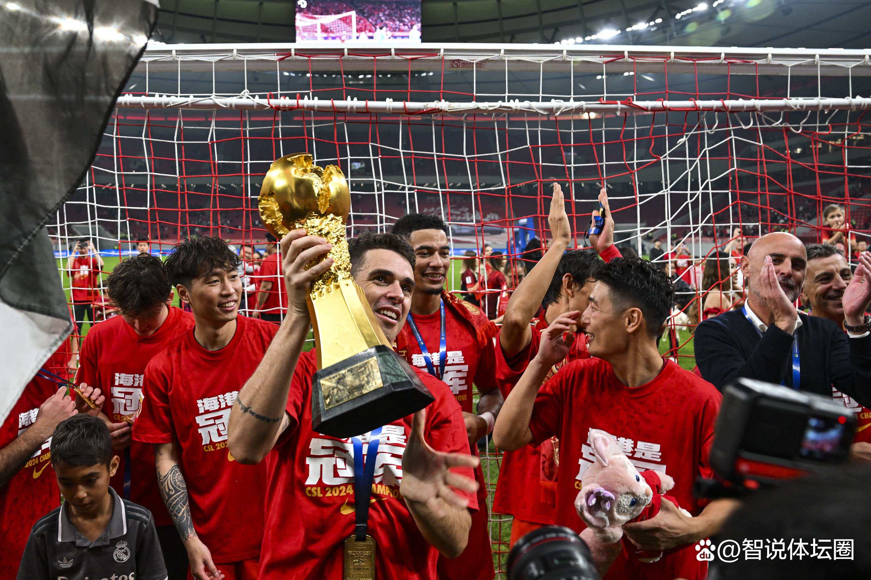 包含上港豪取主场胜利,继续领跑中超的词条 包含上港豪取主场胜利,继续领跑中超的词条